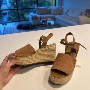 Franco Sarto Wedge